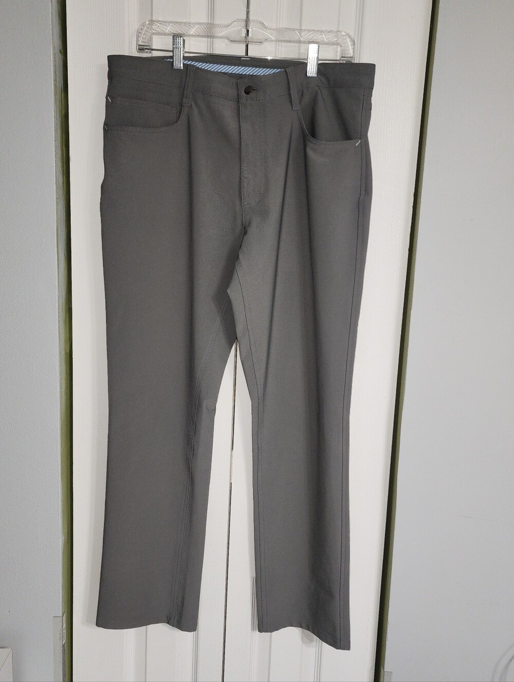 FootJoy Men's Gray Golf Chinos Size W34 L30 Mosture Wicking Golf Wear